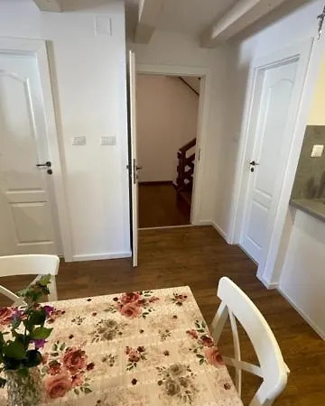 Concetta Apartment *